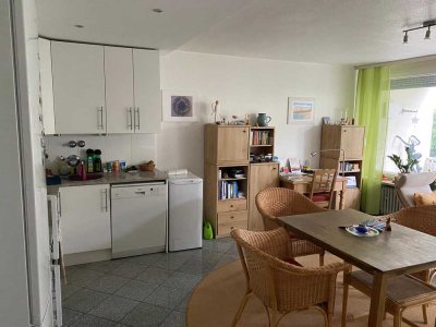 Exklusive 2-Zimmer-Wohnung mit gehobener Innenausstattung mit Balkon und EBK in Bad wörishofen