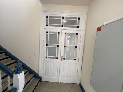 Eckernförde-Innenstadt: 3 Zimmer Wohnung im 1.0G - Frei zum 01.12.2025