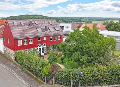 Sonnenverwöhnt & großzügig: Hochwertig ausgebaute Scheune mit eigenem Garten