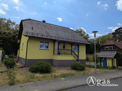 großzügiges Einfamilienhaus mit Keller in Niedergörsdorf / Altes Lager