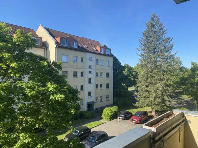 Erwecken Sie 2,5 Zimmer zu Ihrem neuen Zuhause und sitzen gemütlich auf dem Südbalkon!