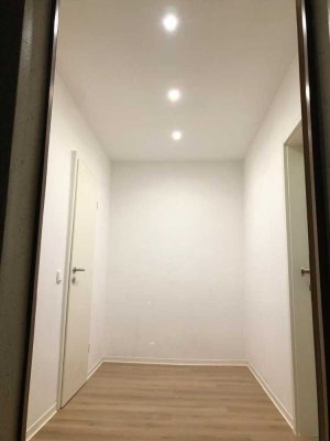 Sanierte 1-Zimmer Wohnung mit Küche in Bestlage