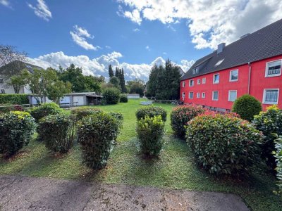 Gemütliche und renovierte 2,5 Zimmerwohnung im 1.Obergeschoss - sofort beziehbar