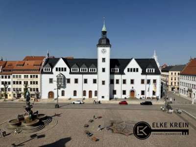 Wohnen im Baudenkmal – Dachgeschosswohnung mit Einbauküche in Bestlage