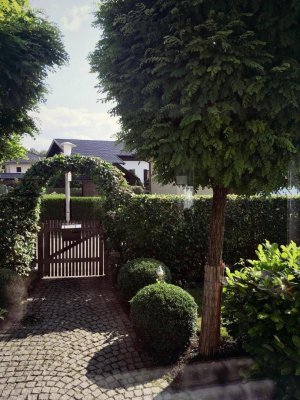 EIN ELEGANTES UNIKAT I Traumhaft stilvolle Liegenschaft im Flachgau – Gemeinde Bürmoos