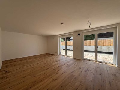 Vilsbiburg! Kernsanierte 2-Zimmer-Gartenwohnung in zentraler Lage