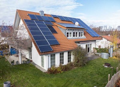 Großzügiges Anwesen mit 3 Wohneinheiten in bester Lage