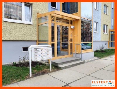 3-Raum-Wohnung für Ihre Familie - Küche mit Fenster, Balkon, Aufzug