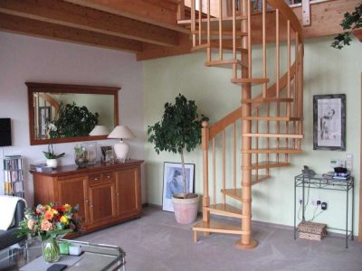 Exklusive 4-Zimmer-Maisonette-Wohnung mit geh. Innenausstattung mit Balkon und EBK in Neu-Anspach