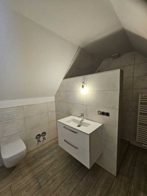 Helle 2-Zimmer Dachgeschosswohnung in Bielefeld-Brackwede