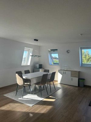 Helle 2-Zimmer Dachgeschoss- Wohnung in Zeven
