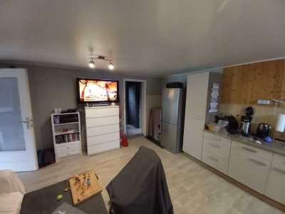 Charmantes Wochenendhaus am Wasser mit Steg, Floß, Seeblick und gemütlicher Veranda in Vlotho