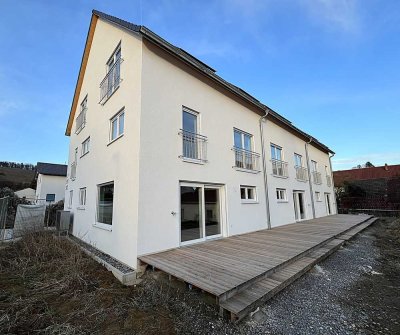Zur Miete: Erstbezugsmöglichkeit in energieeffizientes Reihenendhaus in Weinsberg-Grantschen