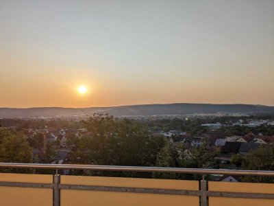 Sanierte 4-Zimmer-Wohnung mit Balkon und EBK in Obernburg