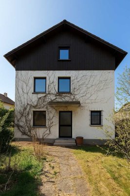 DG (53 m²) aktuell als 100 % NF angerechnet. Doppelgarage (ohne Zwischenwand) inklusive.