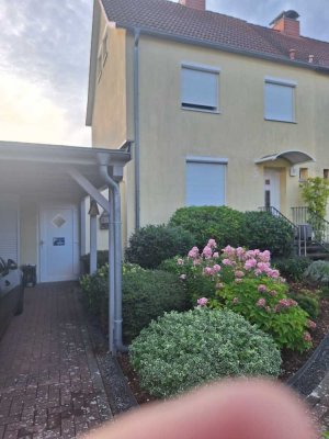 Von Privat: Gepflegte Doppelhaushälfte in Celle-Neuenhäusen
