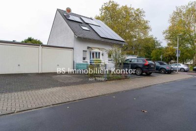 Einfamilienhaus mit Garage, Terrasse und Gartenanlage in ruhiger Lage!