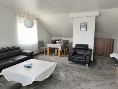 Hübsche 2 ZKB-Wohnung mit schönem Ausblick!