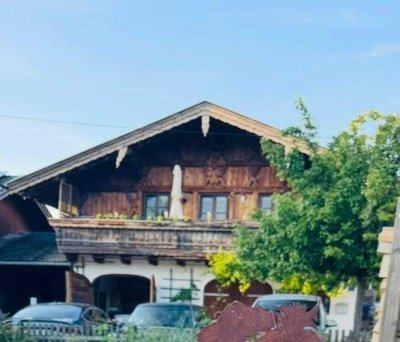 Attraktive und gepflegte 4,5-Zimmer-Dachgeschosswohnung mit Balkon in Riedering