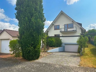 Stilvolles Wohnen auf hohem Niveau mit Wellnessbereich und Traumgarten in Wöllstein