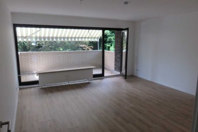 Von Privat:  2,5-Zimmer, gr. Balkon und Garage in Hilden Süd