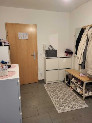 3 Zimmer Erdgeschosswohnung mit zwei Balkonen in Oftersheim