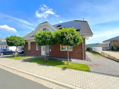 Modernes und sofort verfügbares Einfamilienhaus zur Vermietung in 57647 Alpenrod-Hirtscheid