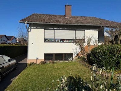 Gelegenheit für Single! Einliegerwhg. im sonnenverwöhnten Hoch-Souterrain, Wehrheimer Toplage