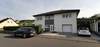 Einfamilienhaus freistehend mit Einliegerwohnung