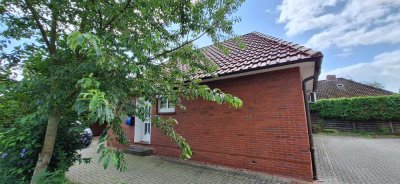 Bungalow in Leer! Wohnen in ruhiger Lage, dennoch zentral