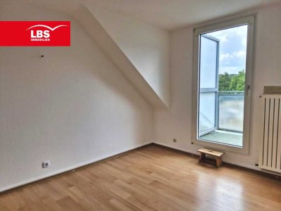 Charmante Dachgeschosswohnung im Herzen von Stolberg – mit Balkon