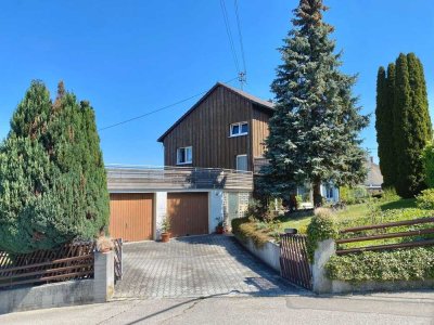 Charmantes Zweifamilienhaus
mit Weitblick
