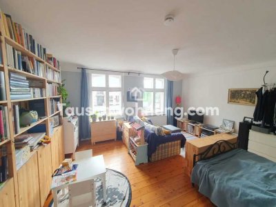 Tauschwohnung: Bieten 2 Raum Wohnung gegen 4 Raum Wohnung