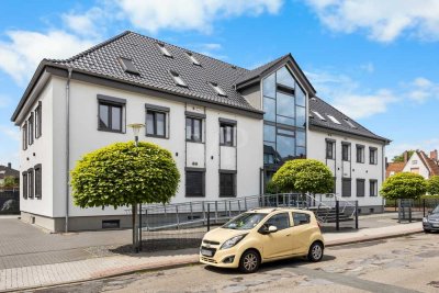 Kernsanierte Wohnung mit moderner Ausstattung und sonnigem Balkon