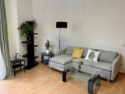 2-Zimmer-Wohnung in Berlin - Neu renoviert & komplett möbliert
