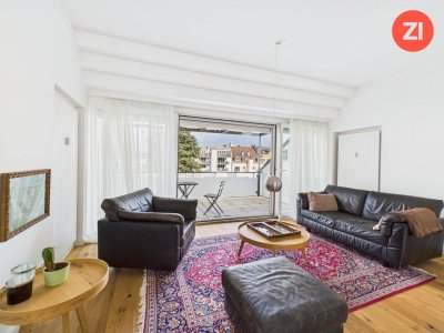 Einzigartige 3- Zimmer Altbau Dachgeschosswohnung mit Terrasse