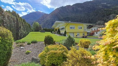 Einfamilienhaus mit Erweiterungsmöglichkeiten - Grundstücksgröße ca. 2.076 m²