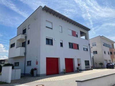 2-Zimmer-EG-Wohnung mit neuer EBK in Deggendorf OT Fischerdorf