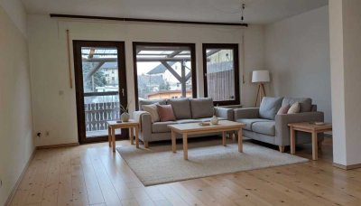 Ihr neues Zuhause in Kitzingen: Gepflegtes Reihenendhaus mit viel Platz auch für die ganze Familie“