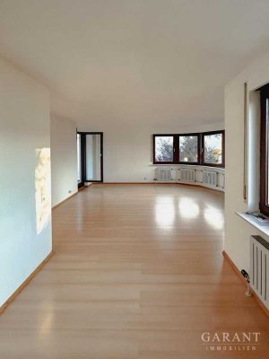 Bezugsfertig! Exklusiv in Gerlingen: 4,5 Zimmer-Wohnung mit 2 Balkonen & Tiefgarage