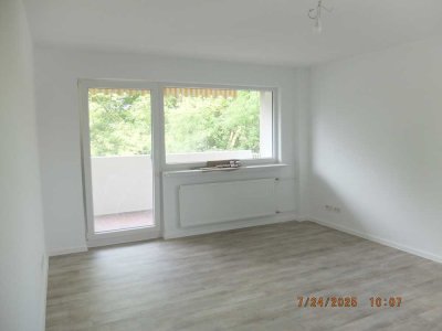Erstbezugnach Sanierung: Schöne helle 3,5-Zimmer-Wohnung mit Einbauküche und Balkon in Witten-Heven