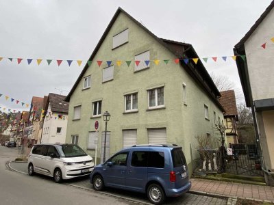 4 modernisierte ETW als "Haus im Haus"  in 6 FH mit 3 Garagen in attraktiver Innenstadtlage