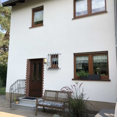 Kernsaniert! Renoviert! Raumwunder! REH mit Keller und Traumgarten – prov.-frei