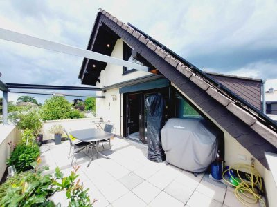 Top gepflegtes Mehrfamilienhaus, 5 vermietete Singleappart.,  DG-Wohnung zur Eigennutzung, 9 Garagen