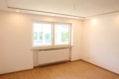 2-Zimmer Einliegerwohnung, umfassend saniert & modernisiert