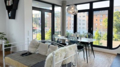 Luxuriöse 3-Zimmer-Wohnung im 1. OG mit Balkon in Berlin-Friedrichshain