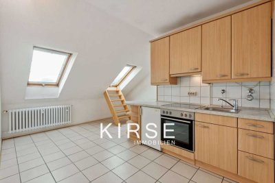 2,5 Zimmer! Aufzug & EBK! Kein Balkon!