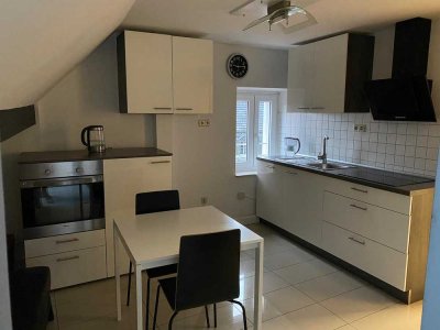 Sanierte Dachgeschowohnung mit  Einbauküche in  der Fussgängerzone von Werl