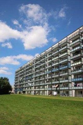 Jetzt zugreifen: Sanierte Wohnung mit herrlichem Ausblick ins Grüne.