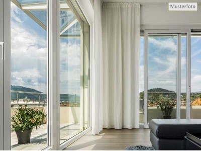 Provisionsfrei Etagenwohnung in 28325 Bremen, St.-Gotthard-Str.